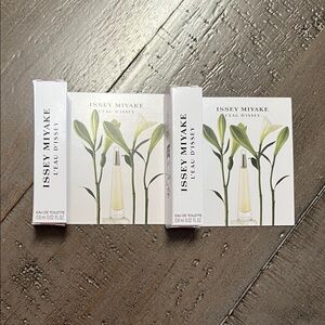 2 ISSEY MIYAKE Sample Sprays-NIB